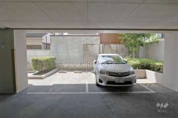 敷地内駐車場（屋外平面式）