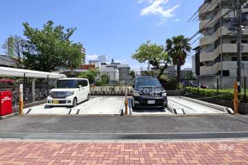 敷地内駐車場（屋外機械式）