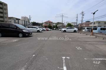 敷地内駐車場（屋外平面式）