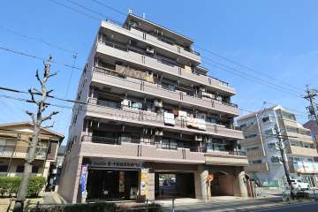 ニューグリーン下市場の外観（南西側から）