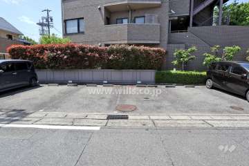 敷地内駐車場（屋外平面式）