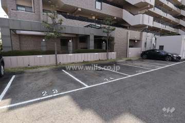 敷地内駐車場（屋外平面式）