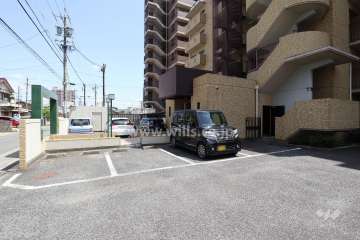 敷地内駐車場（屋外平面式）