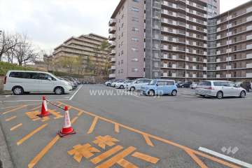 敷地内駐車場(屋外平面式)