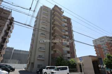 ファミリアーレ小幡苗代の外観（北側から）