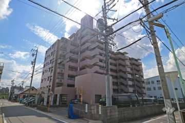 宝マンション小幡苗代の外観（北東側から）