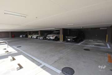 敷地内駐車場（屋内平面式）