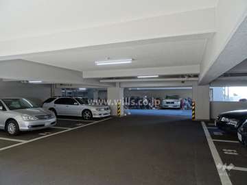 敷地内駐車場（屋内平面式）