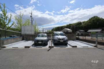敷地内駐車場（屋外機械式）