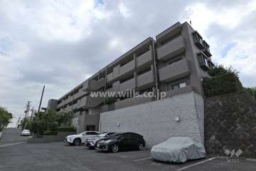 八事岳見ヒルズの外観（北東側から）