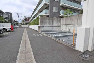 敷地内駐車場（屋外機械式）