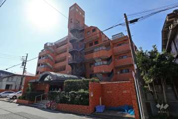 ライオンズマンション新瑞橋の外観（北側から）