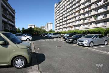 敷地内駐車場（屋外平面式）