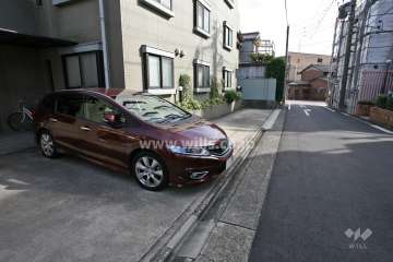 敷地内駐車場(屋外平面式)