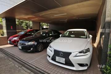 敷地内駐車場（屋内平面式）