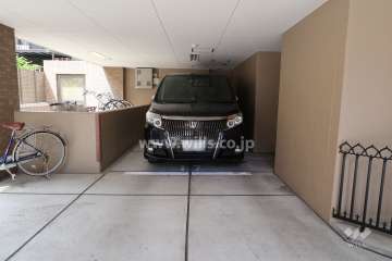 敷地内駐車場（屋内平面式）