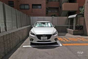敷地内駐車場（屋外平面式）