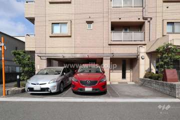 敷地内駐車場（屋外平面式）
