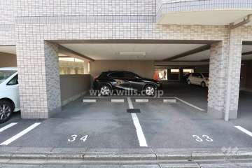 敷地内駐車場（屋内平面式）