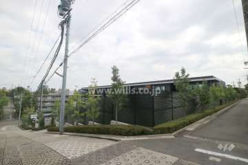 グランドヒルズ春山の外観（北西側から）