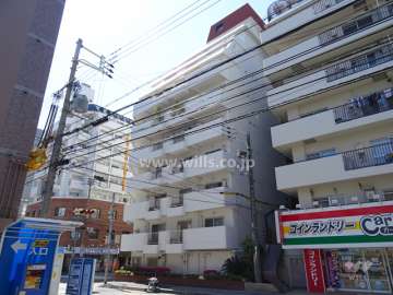 シャンティー江坂の外観（南東側から）