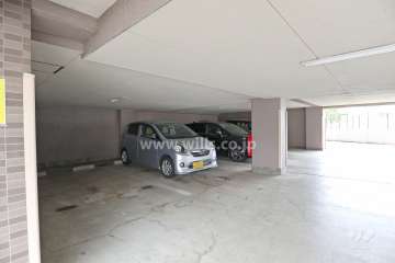 敷地内駐車場（屋内平面式）