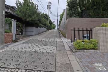 敷地の前面道路