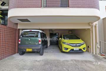 敷地内駐車場（屋内平面式）