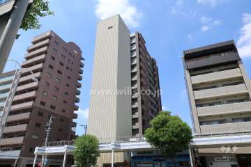 ライオンズマンション桜山汐路の外観（北東側から）