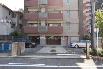 敷地内駐車場（屋外平面式）