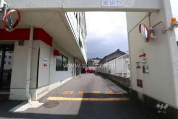 駐車場出口