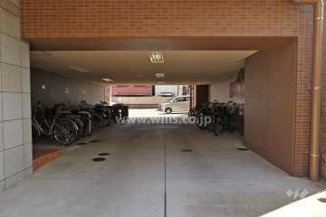 敷地内駐車場（屋内平面式）