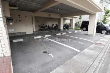 敷地内駐車場（屋内平面式）