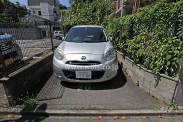 敷地内駐車場（屋外平面式）