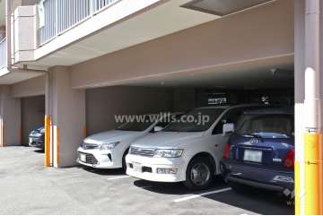 敷地内駐車場（屋内平面式）