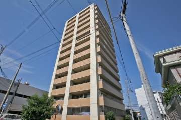 プレティナレジデンス汐路