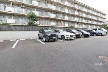 敷地内駐車場（屋外平面式）-(2)