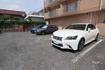 敷地内駐車場（屋外平面式）