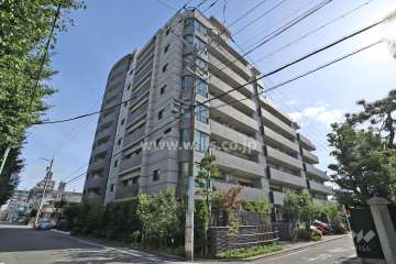 ライオンズ桜山プレミアムテラスの外観（南西側から）