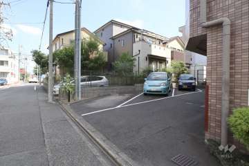 駐車場の出入口