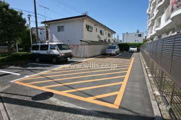 敷地内駐車場(屋外平面式)