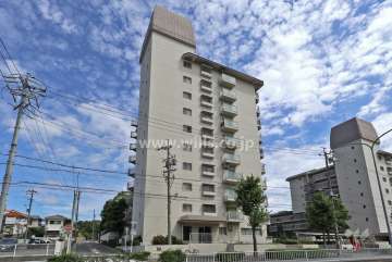 リリーハイツ田辺2号棟の外観（北西側から）
