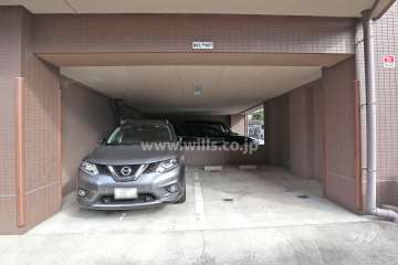 敷地内駐車場（屋内平面式）