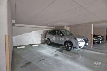敷地内駐車場（屋内平面式）