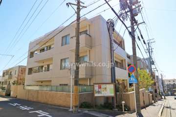 バンベールグラン日向町の外観（北側から）