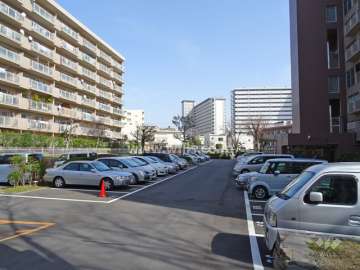 敷地内駐車場（屋外平面式）