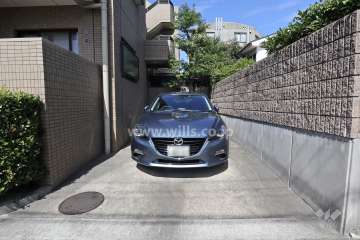 敷地内駐車場（屋外平面式）