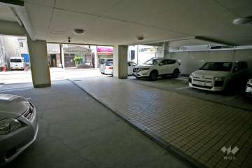 敷地内駐車場（屋内平面式）