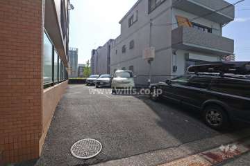 敷地内駐車場（屋外平面式）