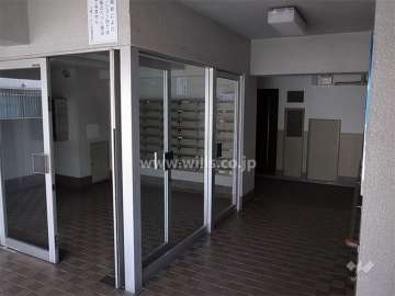 エントランスホール（共用ポスト）